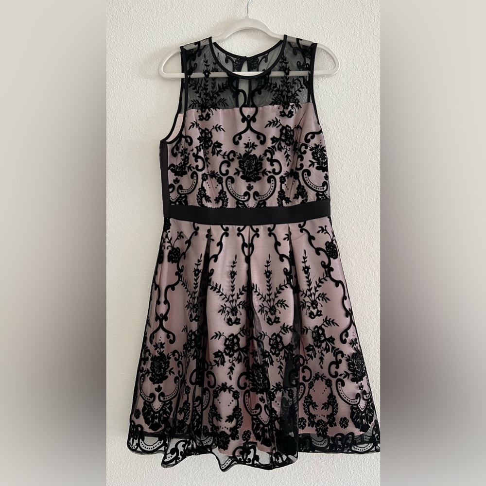 Roz & Ali Dress